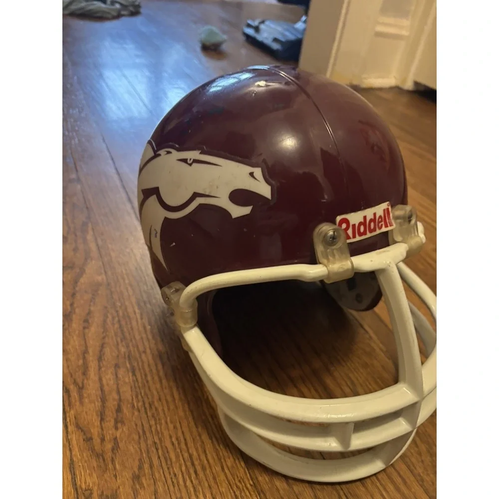 Vintage Riddell Little Pro Football Red Helmet Large 41165 No Strap or Ear Pads